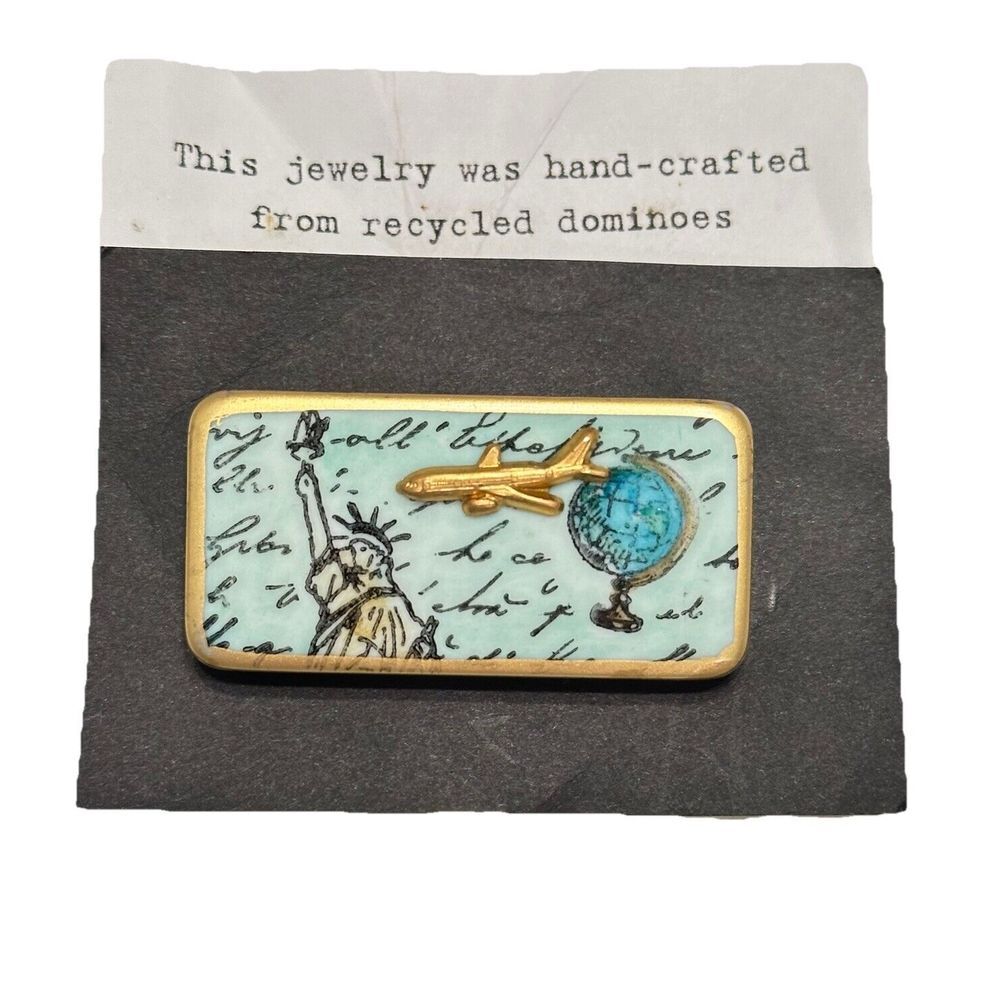 Handcrafted Pin Brooch Travel New York‎ Globe  Recycled Domino